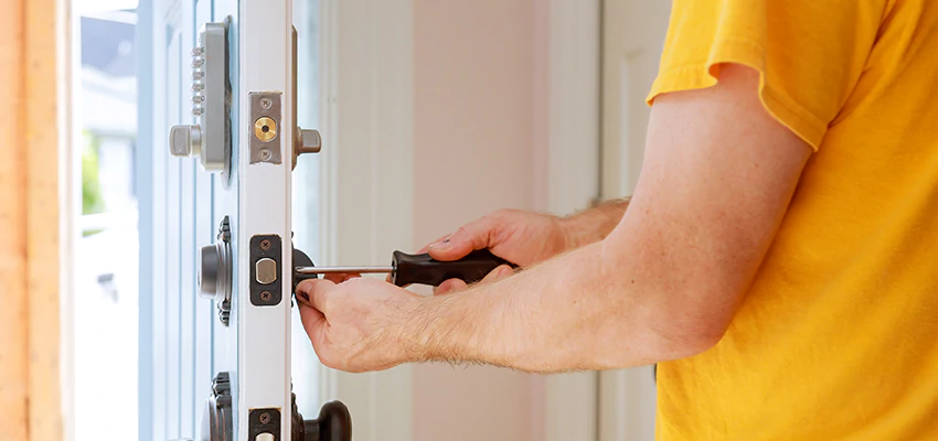 Eviction Locksmith For Key Fob Replacement Services in Alameda, CA