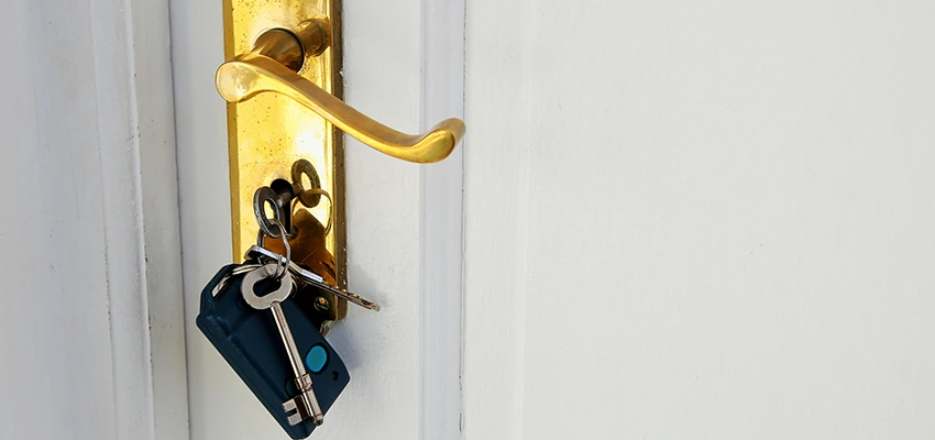 Broken Door Key Extraction in Alameda, CA
