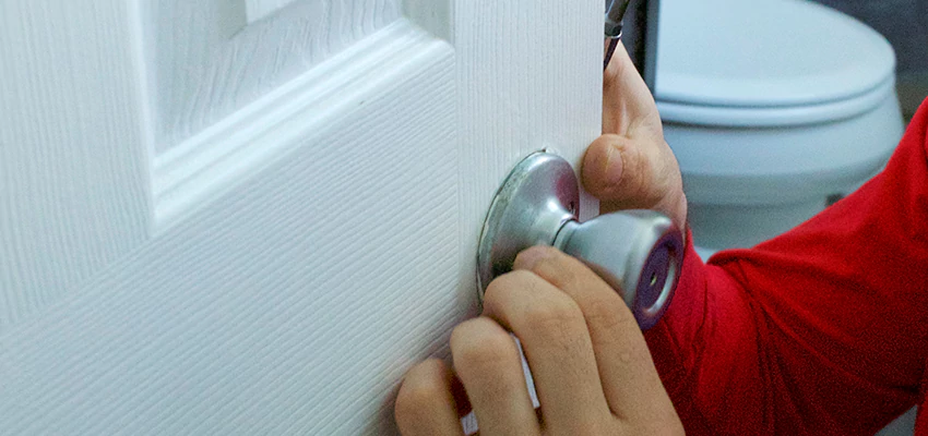 Vintage Door Knob Replacement in Alameda, CA